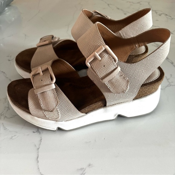 Sofft Women’s Castello Sandals - Picture 5 of 7